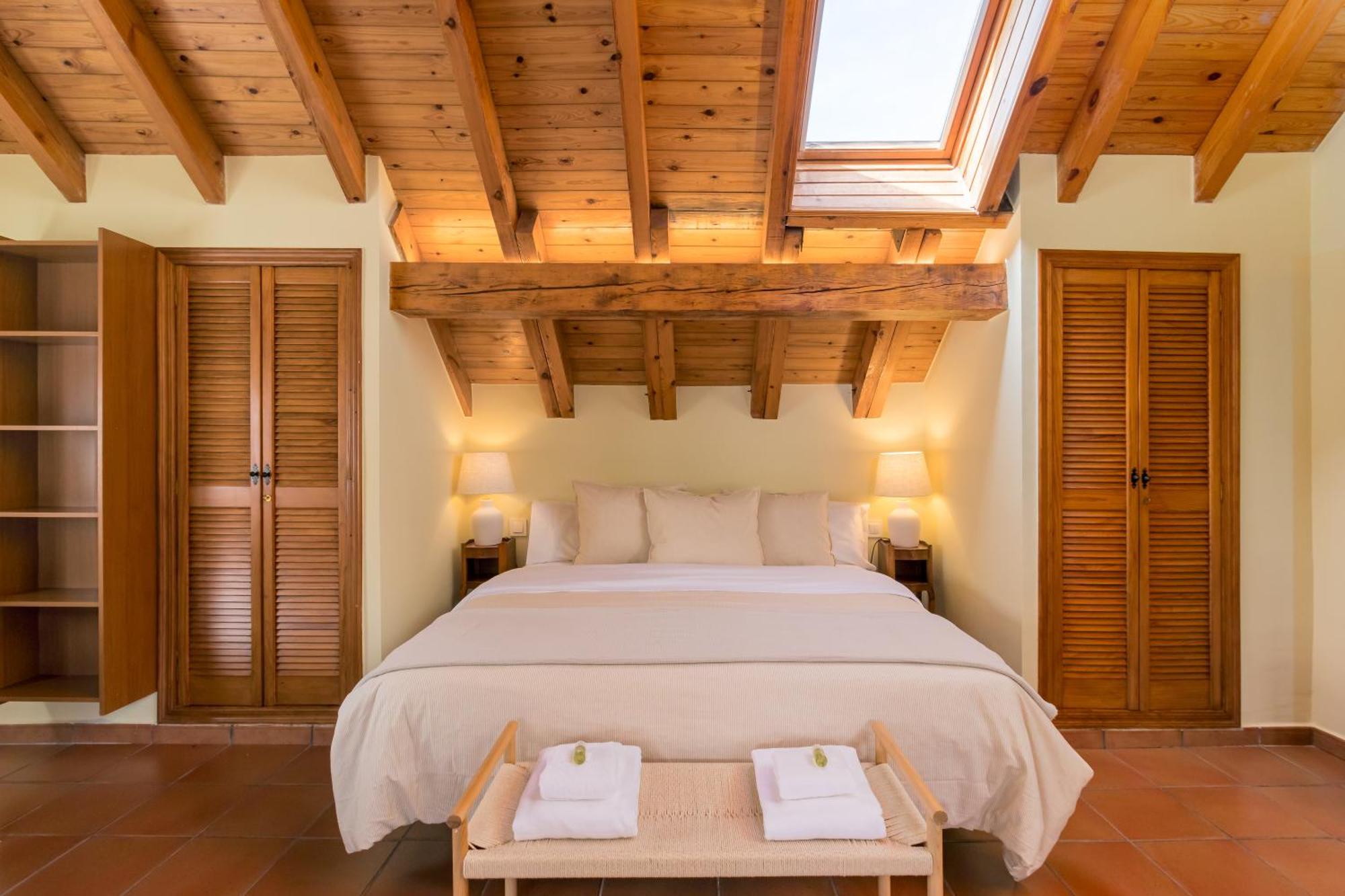 Casa Velasco * Esles