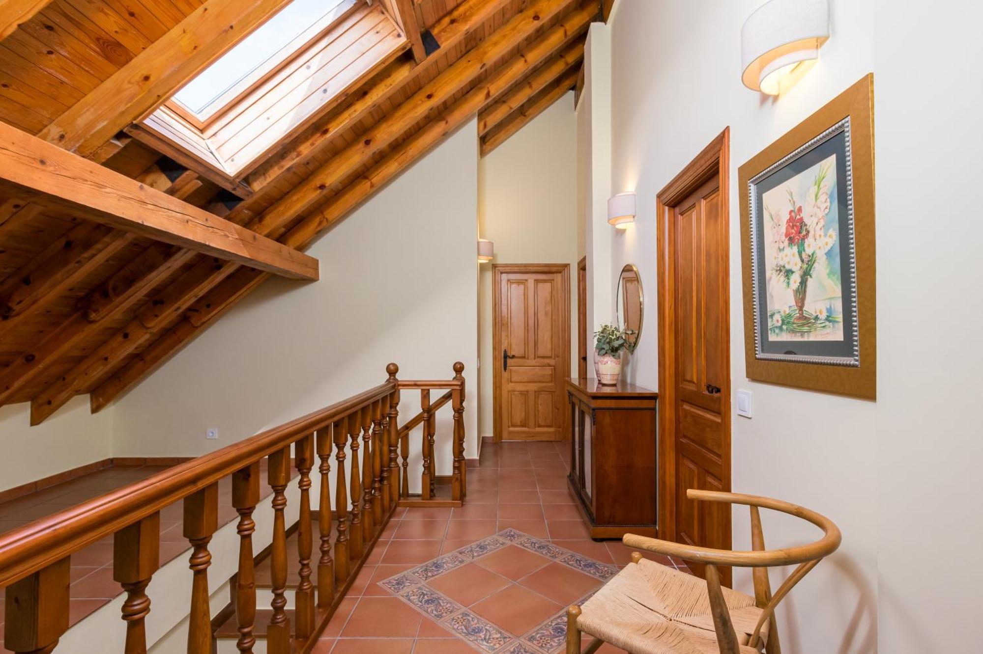 Casa Velasco * Esles