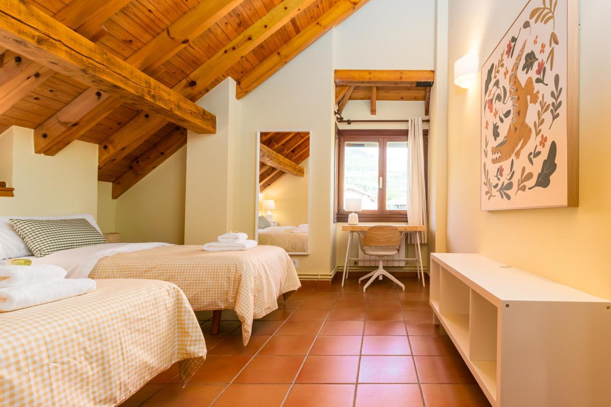 Casa Velasco *